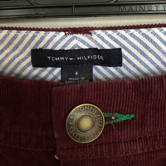 Tommy Hilfiger women’s Burgundy corduroy skirt - Picture 3 of 4